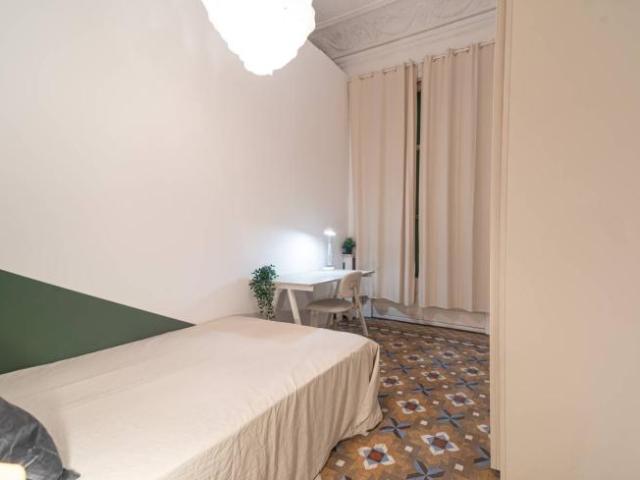 Shared Living/Roommate 8 Dormitorio Barcelona Barcelona ES96591338