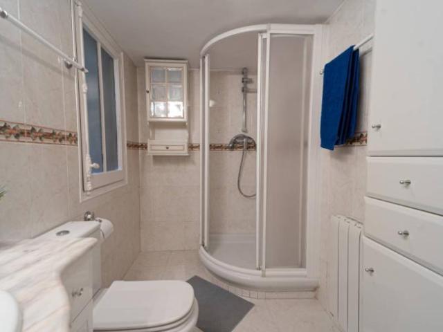 Shared Living/Roommate 8 Dormitorio Barcelona Barcelona ES96591339