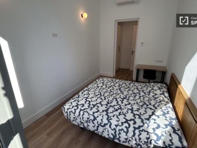 Shared Living/Roommate 8 Dormitorio Barcelona Barcelona ES101761815