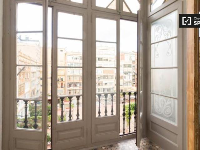 Shared Living/Roommate 8 Dormitorio Barcelona Barcelona ES101809838