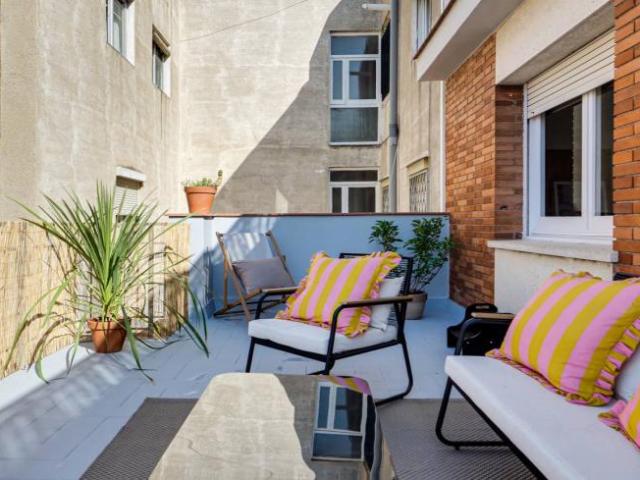 Shared Living/Roommate 8 Dormitorio Barcelona Barcelona ES101811836