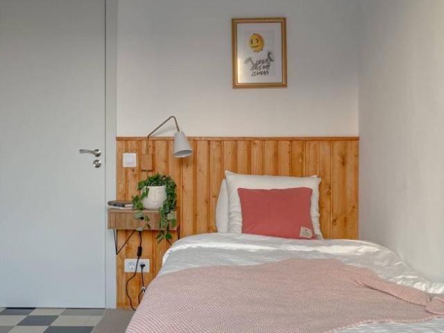 Shared Living/Roommate 8 Dormitorio Barcelona Barcelona ES101813455