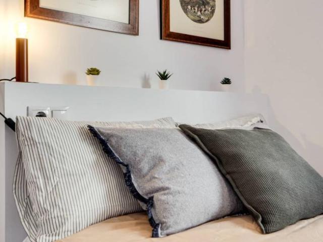 Shared Living/Roommate 8 Dormitorio Barcelona Barcelona ES101813517