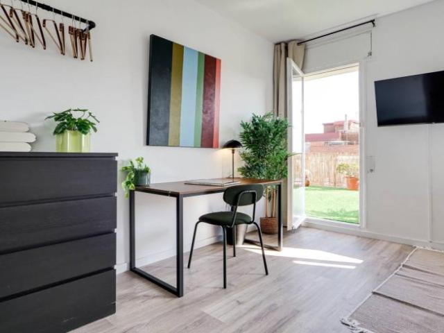 Shared Living/Roommate 8 Dormitorio Barcelona Barcelona ES101813331