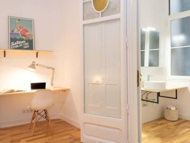 Shared Living/Roommate 8 Dormitorio Barcelona Barcelona ES101817786