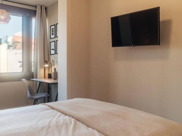 Shared Living/Roommate 8 Dormitorio Barcelona Barcelona ES101835422