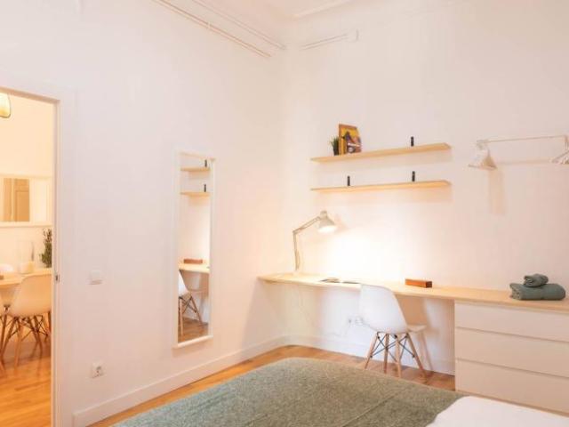 Shared Living/Roommate 8 Dormitorio Barcelona Barcelona ES102718544