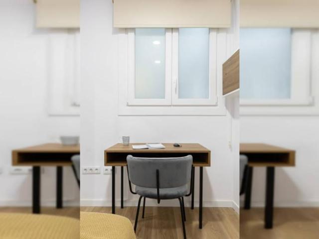 Shared Living/Roommate 8 Dormitorio Barcelona Barcelona ES104845976