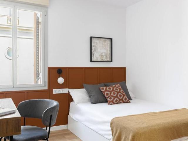 Shared Living/Roommate 8 Dormitorio Barcelona Barcelona ES104845235