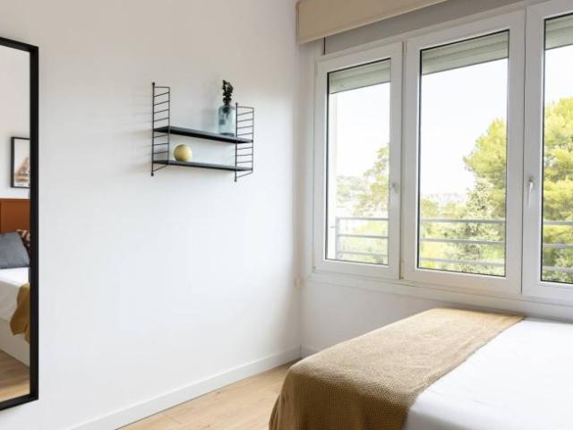 Shared Living/Roommate 8 Dormitorio Barcelona Barcelona ES104845337