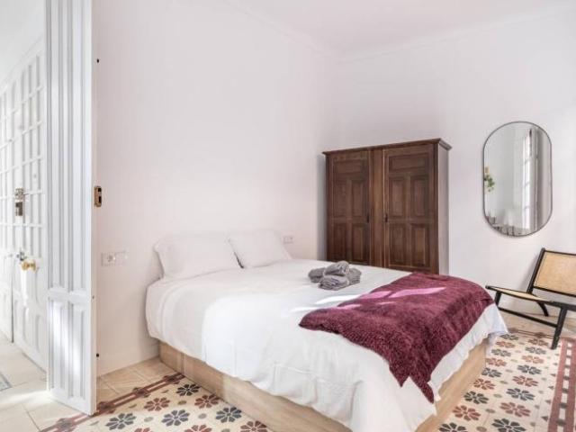 Shared Living/Roommate 8 Dormitorio Granada Granada ELS101817911