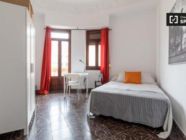 Shared Living/Roommate 8 Dormitorio Valencia Valencia ES91327650