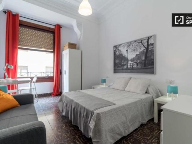 Shared Living/Roommate 8 Dormitorio Valencia Valencia ES91327655