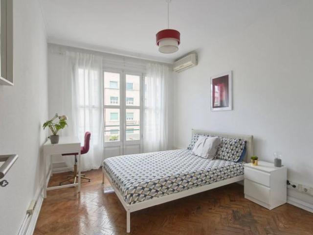 shared living/roommate 8 quarto, lisbon lisbon 1070 050 DLS102250776