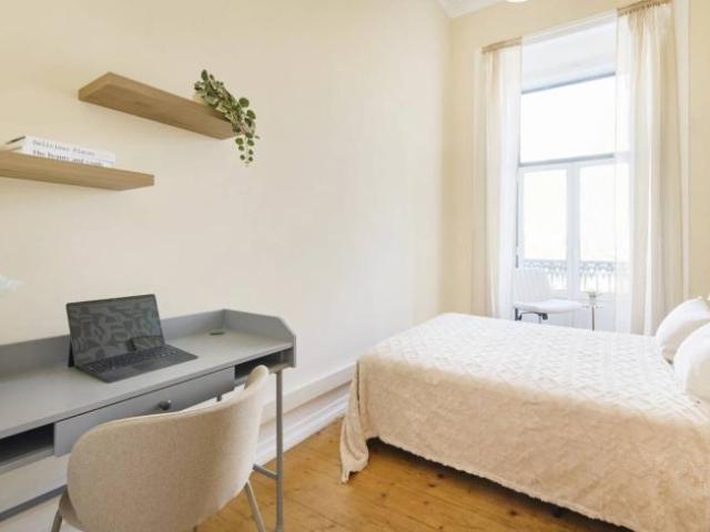 shared living/roommate 8 quarto, lisbon lisbon 1200 109 DLS102249471