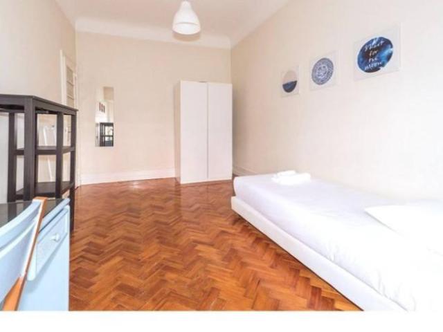 shared living/roommate 8 quarto, lisbon lisbon 1200 836 DS101886157