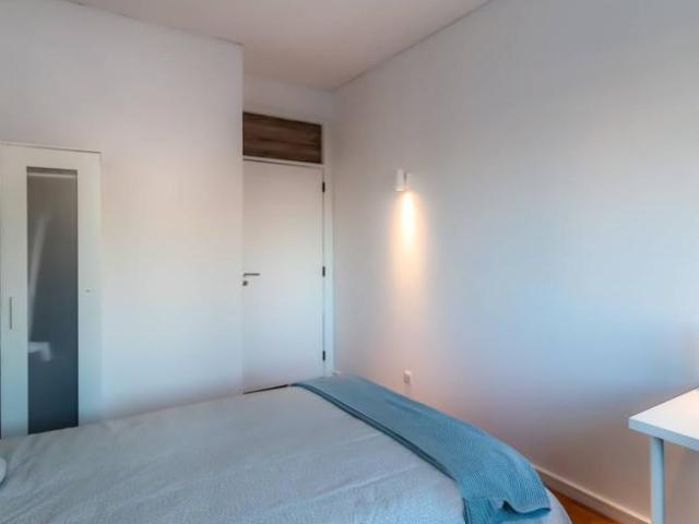 shared living/roommate 8 quarto, Porto Porto 4100 176 DLS95853458