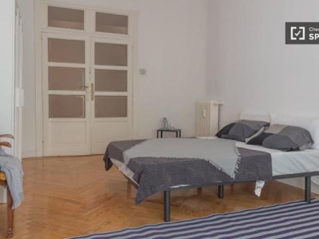 Shared Living/Roommate 9 Dormitorio Madrid Madrid ES69200724