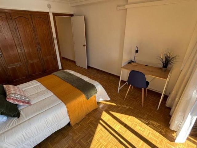 Shared Living/Roommate 9 Dormitorio Madrid Madrid ES96849184