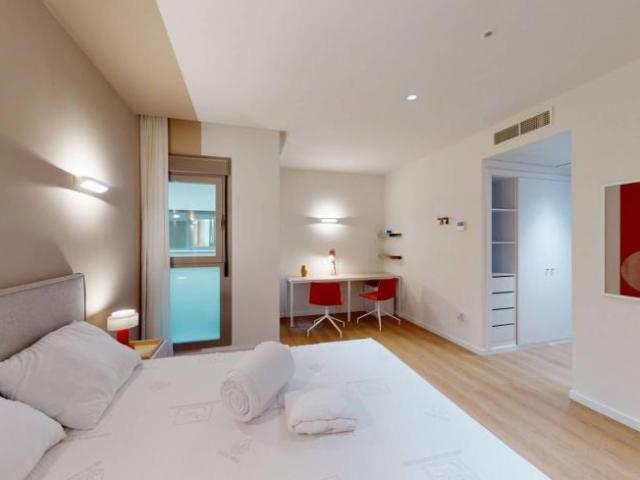 Shared Living/Roommate 9 Dormitorio Madrid Madrid ES100385403