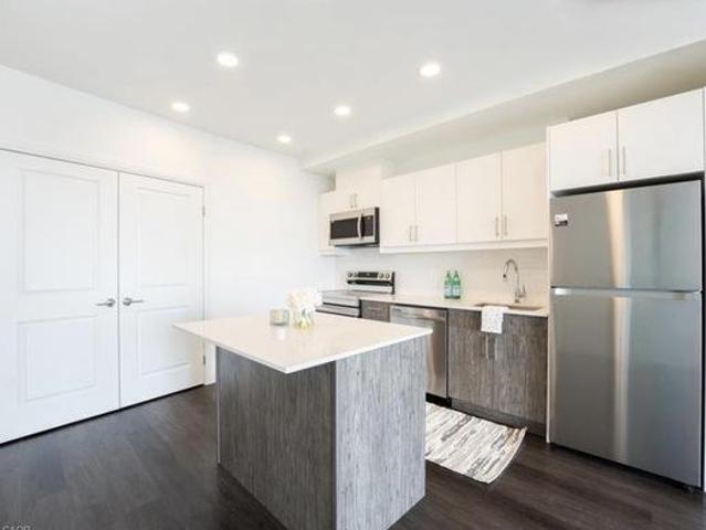 Shared Living/roommate For Rent Toronto ON 1200 ELS103091939