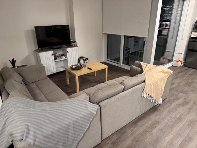 Shared Living/roommate Toronto ON LS100153305
