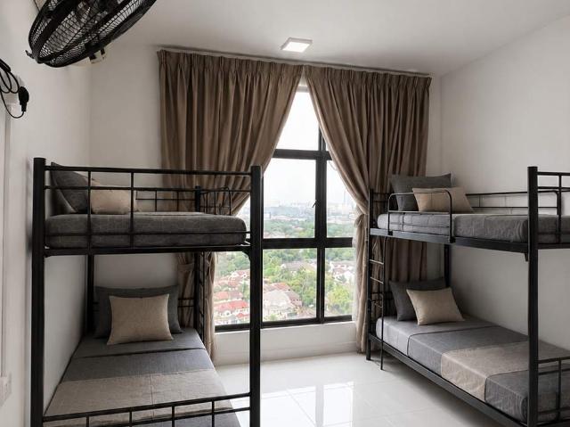 Sharing Room For Rent at Vista Alam Apartment near LRT 3 Dato Menteri