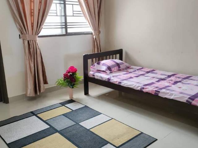 Sharing Room Male Only at Puchong