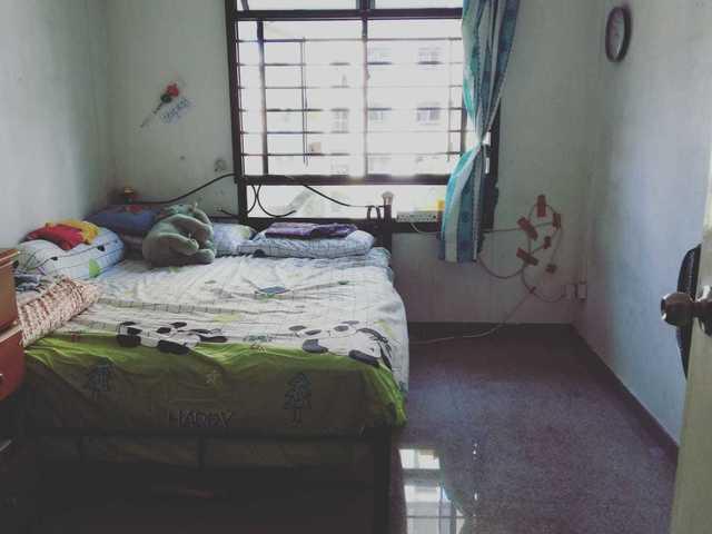 Sharing roomal