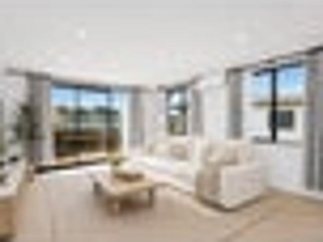 Sharp Price Overseas Vendor Says Sell!
