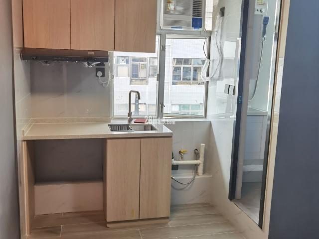 Sheung Wan Po Hing Mansion [Landlord Ads] Room 6C Owner Owned, High Floor, Newly Renovated Suite, $5500 No Commission, Furniture Negotiable, Great L 28Hse Administrator Message Hints