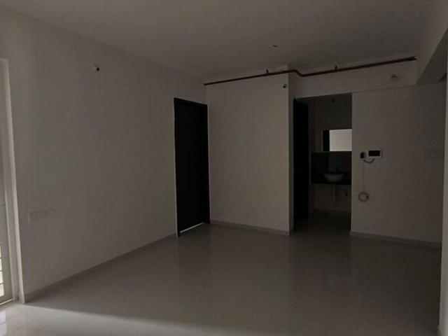 Shevi Utopia Gold 2 Bedroom 800 Sq. Ft. Apartment in Moshi Pune Listing ID: #10422