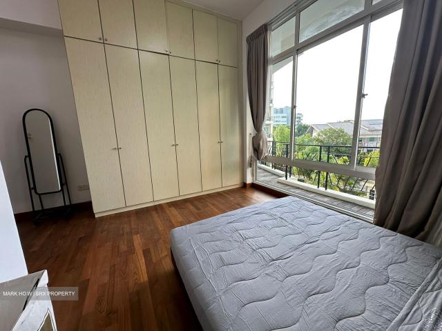 Sheares Ville D10, Apartment