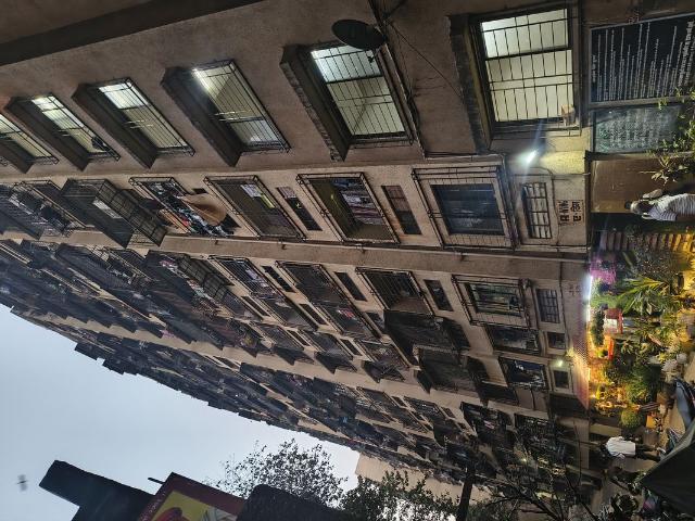 Shell Colony Sra Bildg 1 Bedroom 300 Sq. Ft. Apartment in Tilak Nagar Mumbai Listing ID: #10161