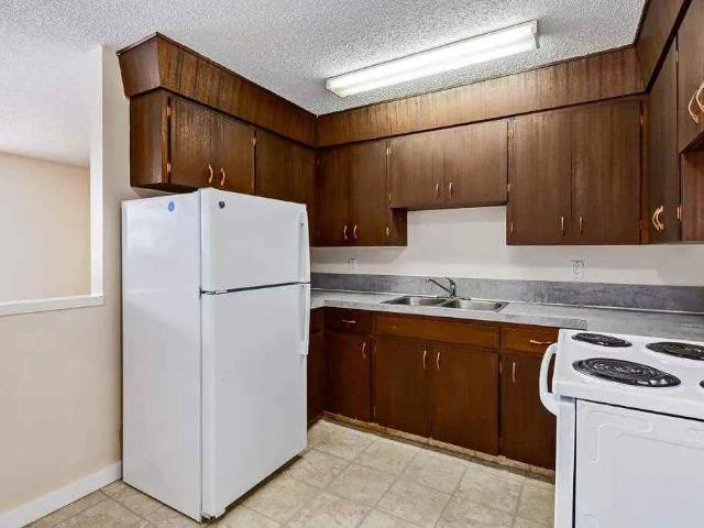 Sherbrooke House 1 Bedroom Apartment for Rent at 6 Allanbrooke Dr, Yorkton, SK S3N 2J7