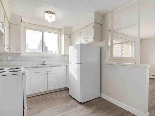 Sherbrooke House 1 Bedroom Apartment for Rent at 6 Allanbrooke Dr, Yorkton, SK S3N 2J7