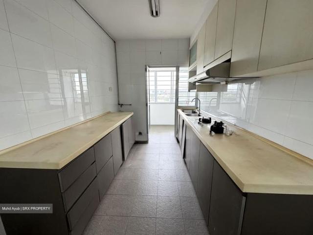 Sherwood Towers D21, Apartment