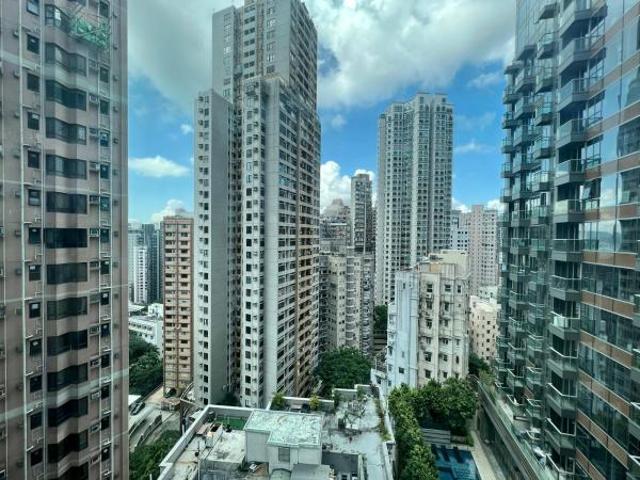 SHIU CHUNG COURT 兆忠閣