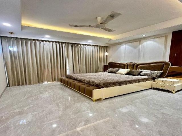 Shiv Chhaya CHS 4 Bedroom 2200 Sq. Ft. Builder Floor in Andheri West Mumbai Listing ID: #9985