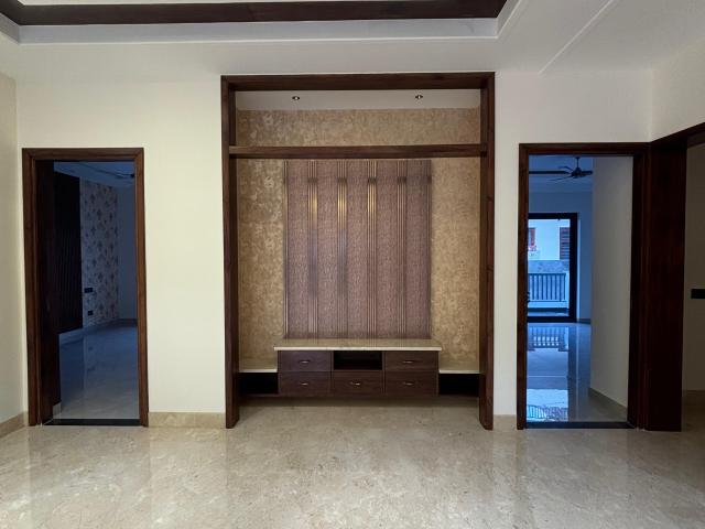 Shiva Enclave Zirakpur 4 Bedroom 109 Sq. Yd. Independent House in Patiala Road Zirakpur Listing ID: #10344