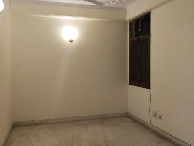 Shivalik 2 Bedroom 200 Sq. Yd. Apartment in Shivalik Colony Delhi Listing ID: #9992