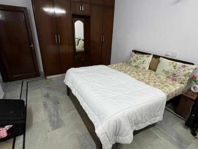 Shivalik Colony, Malviya Nagar 3 Bedroom 200 Sq. Yd. Builder Floor in Shivalik Colony Delhi Listing ID: #10257
