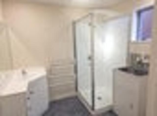 Shiel Hill, 2 bedrooms, $450 pw