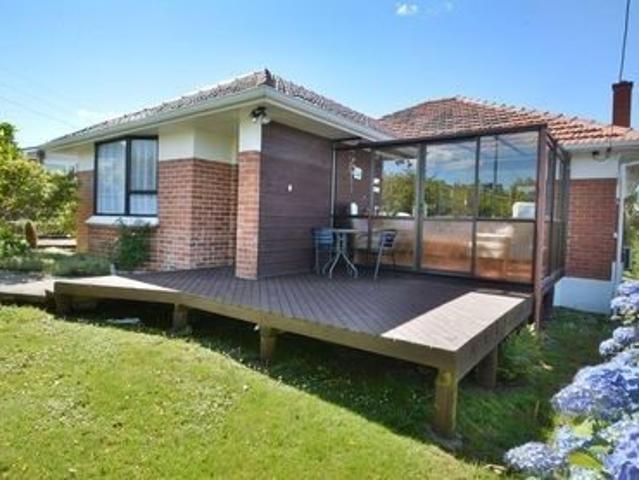 shiel hill, 3 bedrooms