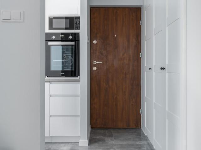 Shiny double bedroom near Rondo ONZ metro