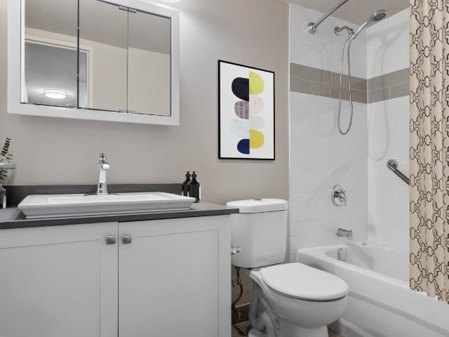 Shipyards 2 Bedroom Apartment for Rent at 33 Ontario St, Kingston, ON K7L 5E3 Old Sydenham Heritage District