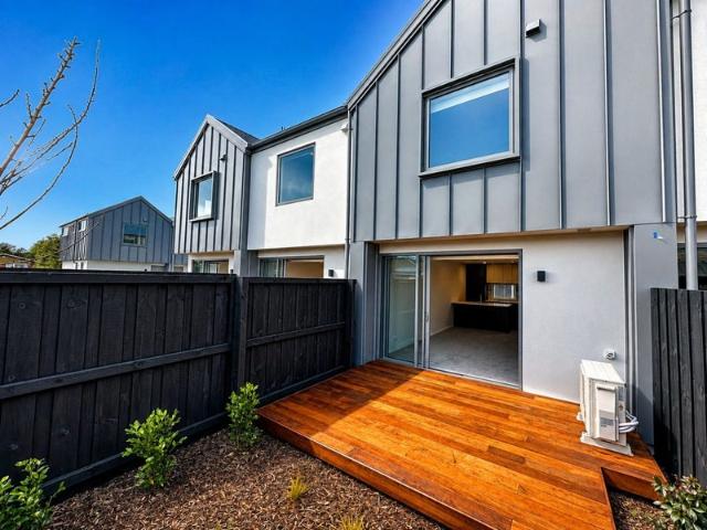 Shirley, 2 bedrooms