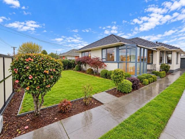 Shirley, 4 bedrooms