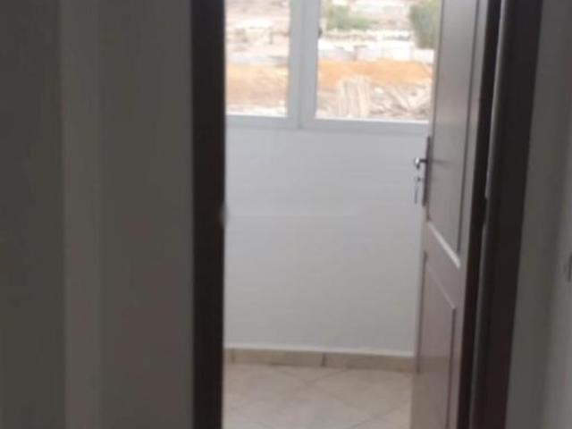 شقة مشمسة للكراء اقامة اكدال