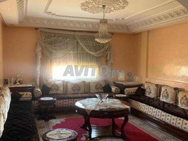 شقة في الطابق الثاني